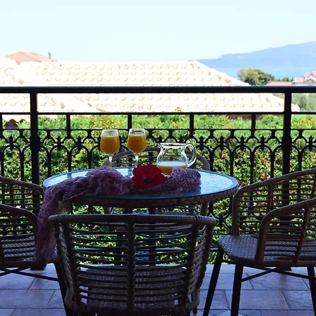 Julieta Stone Villa